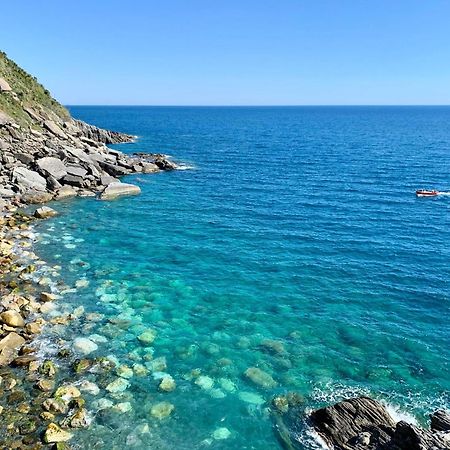 베르나차 Carattino 12 Idyllic Seafront Retreat 아파트 외부 사진